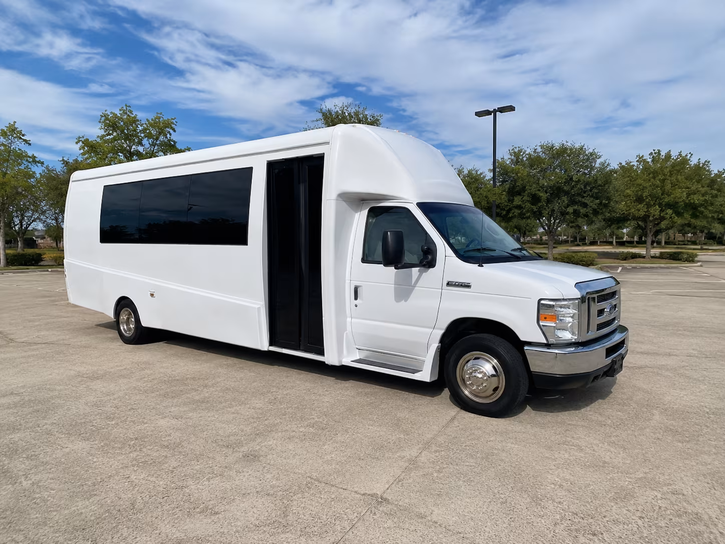 Killeen Birthday, Sweet 16, & Quinceañera Party Bus Rentals